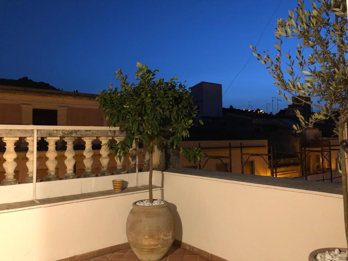 Apartamento Casa Negli Iblei Canicattini Bagni Exterior foto